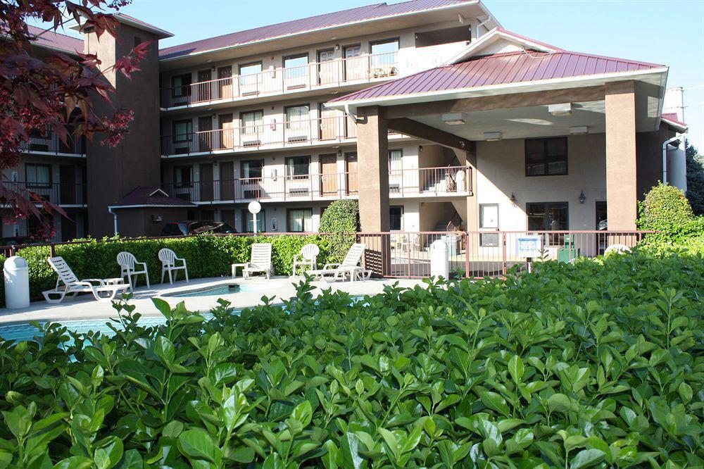 Baymont By Wyndham Pigeon Forge Near Island Drive Hotell Exteriör bild