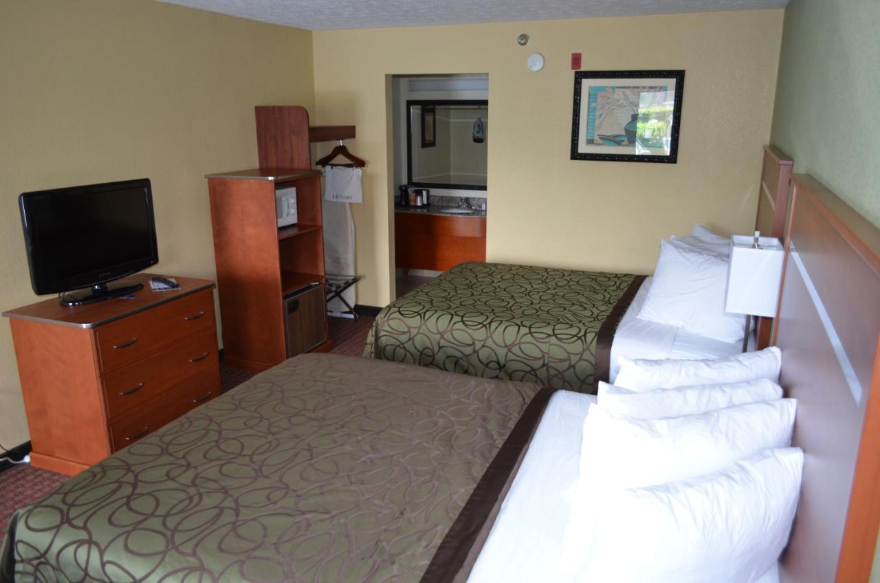 Baymont By Wyndham Pigeon Forge Near Island Drive Hotell Rum bild